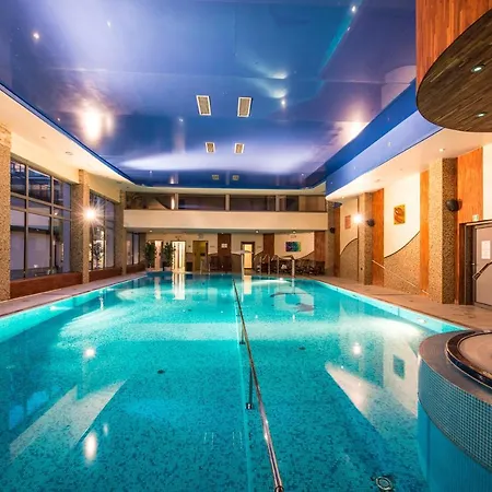Apartament Pod Filarami Z Dostepem Do Krytego Basenu W Cenie * Krynica Zdroj